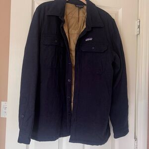 Patagonia Men's Navy and Tan Shirt Jacket